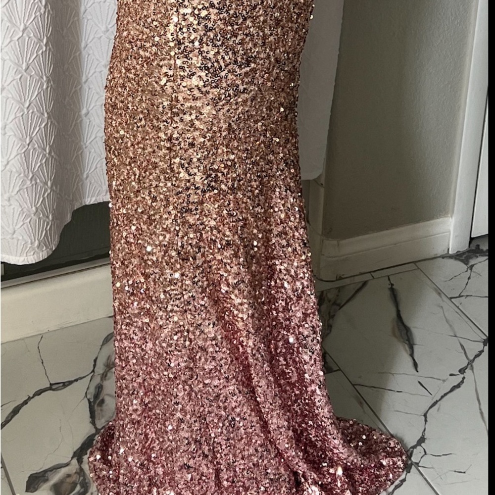 Party Gown. Ombré Pink and Gold. Sequin. - Picture 14 of 14